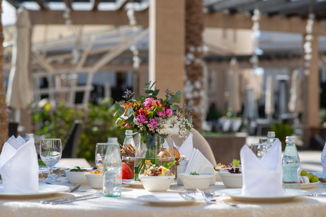 Vittori Palace Hotel And Residences Riyad Dış mekan fotoğraf A table set for a meal