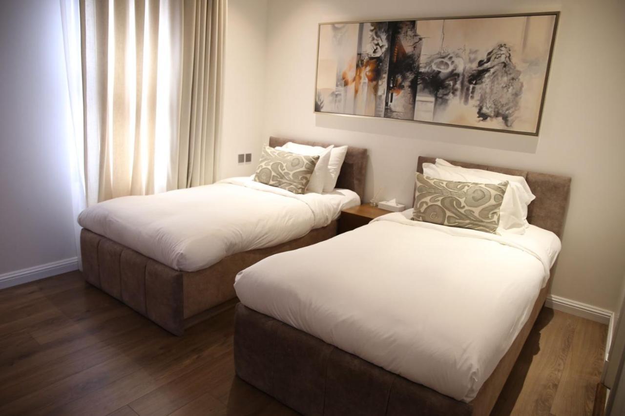 Vittori Palace Hotel And Residences Riyad Dış mekan fotoğraf A bedroom at the hotel